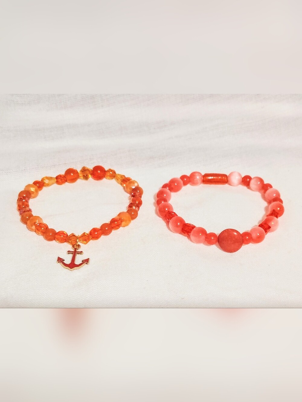 Handmade Bracelet One Of A Kind. Cat Eye/Glass Bracelet Orange And Red Size 7''